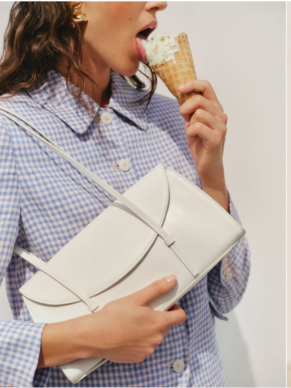 LIKE NEW REFORMATION Elena Shoulder Bag, White Leather - Picture 4 of 13